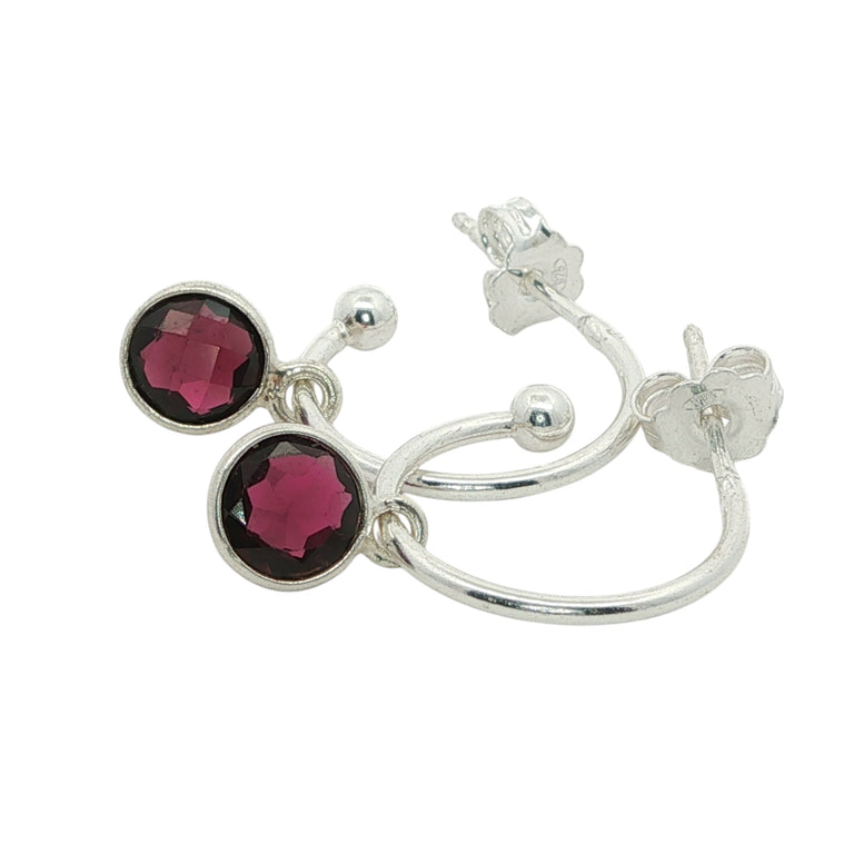 15 mm Creolen mit Granat Charms