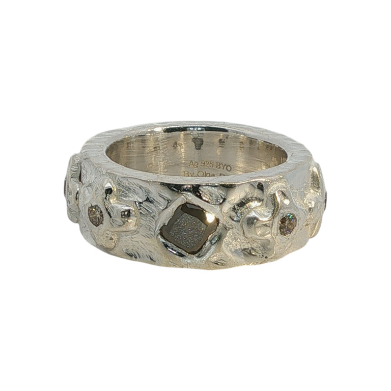 Salt und Pepper Diamond Ring