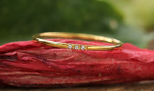 Edelstahl Ring  gelbvergoldet 1mm mit 3 Zirkonia