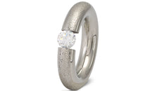 Edelstahl Ring mit Zirkonia PNEU 6mm gemustert
