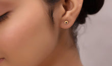 Ohrstecker  ADRIJANA mit Saphir