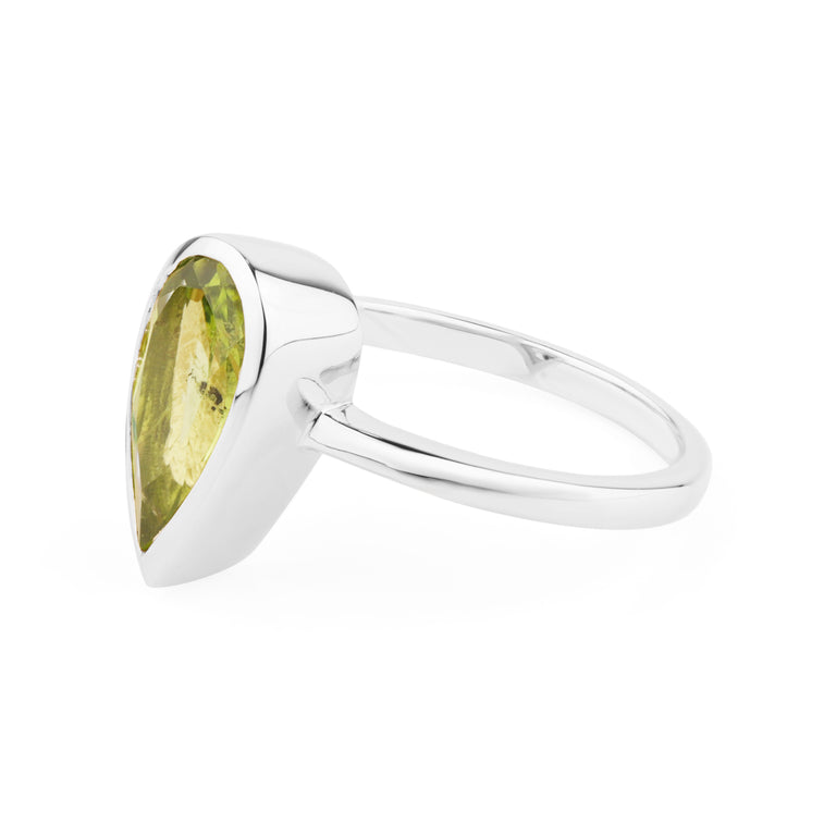 Ring CLEO mit Peridot