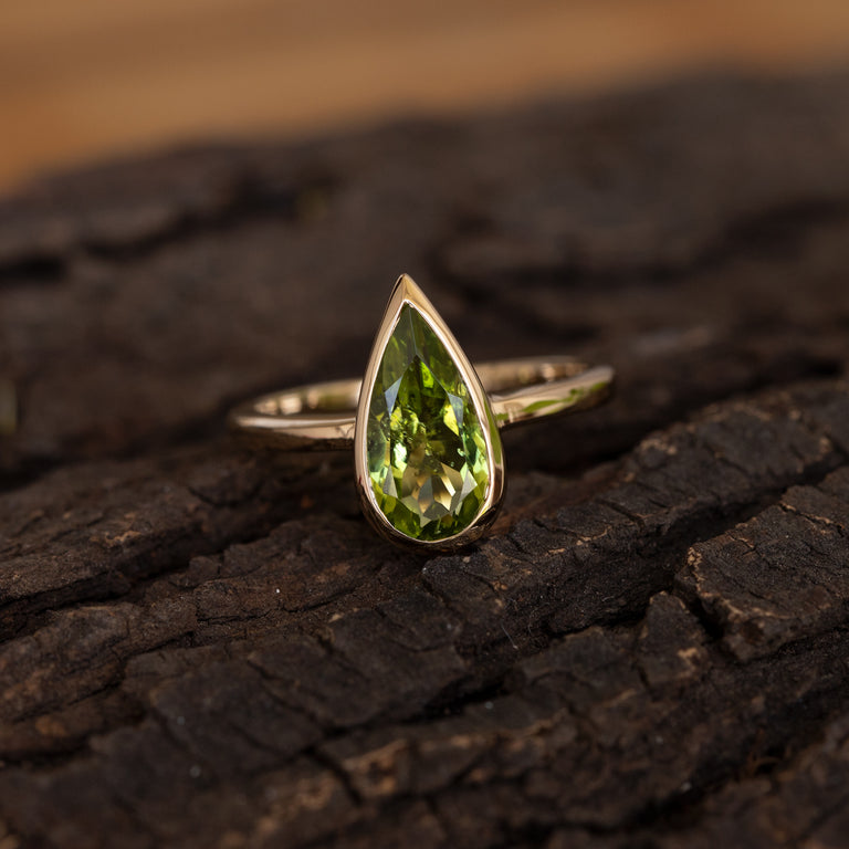 Ring CLEO mit Peridot