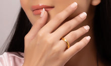 Spannring WIARA 4mm aus Edelstahl mit Zirkonia