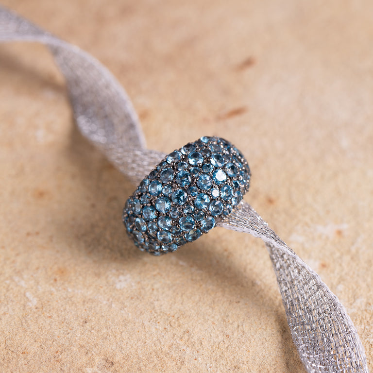 Ring KLIO mit Blue Topas