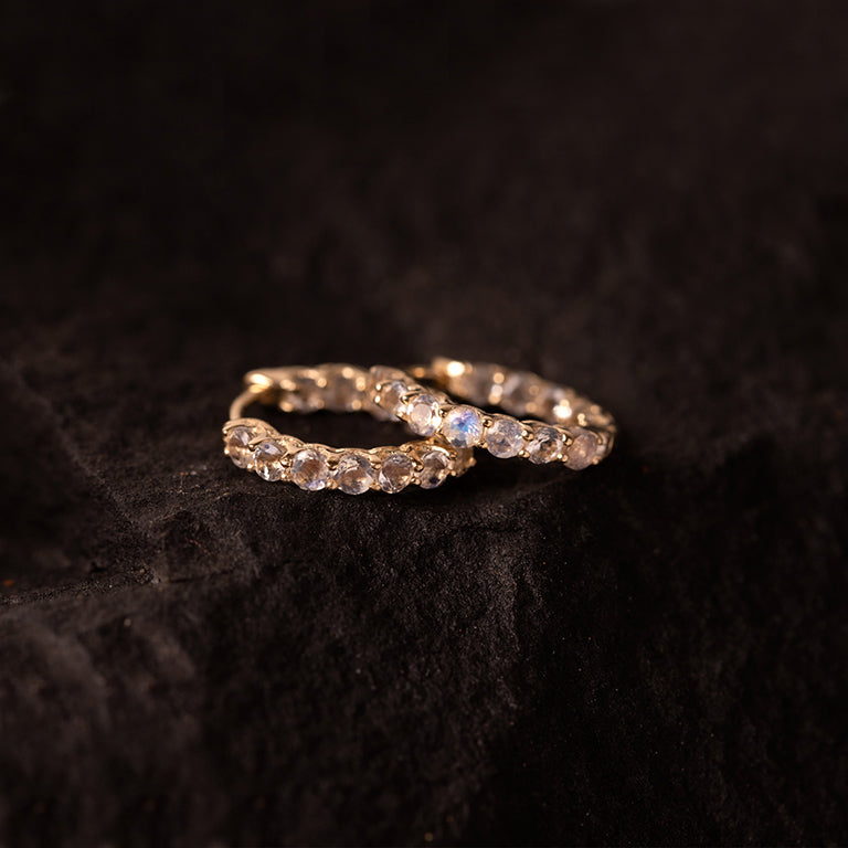 Creolen SOLVEIG mit Mondsteinen