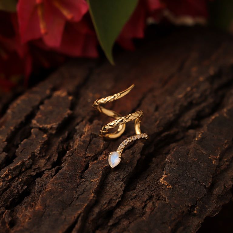 Earcuff FREYA mit Mondstein