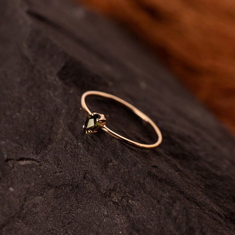 Ring KITE mit grünem Turmalin