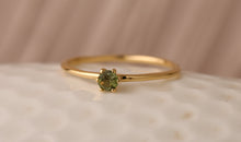 Ring  MINI BRIANA  mit grünem Turmalin 3mm