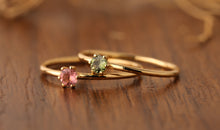 Ring  MINI BRIANA  mit grünem Turmalin 3mm
