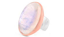Ring NANDINI mit Mondstein