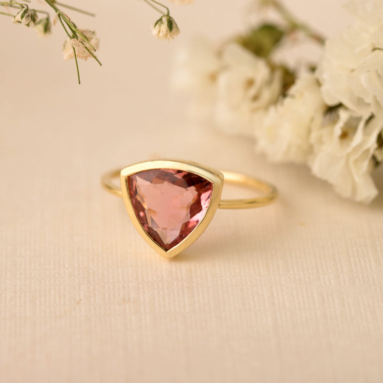 Unikate Ring mit Rosaturmalin 18k Gold