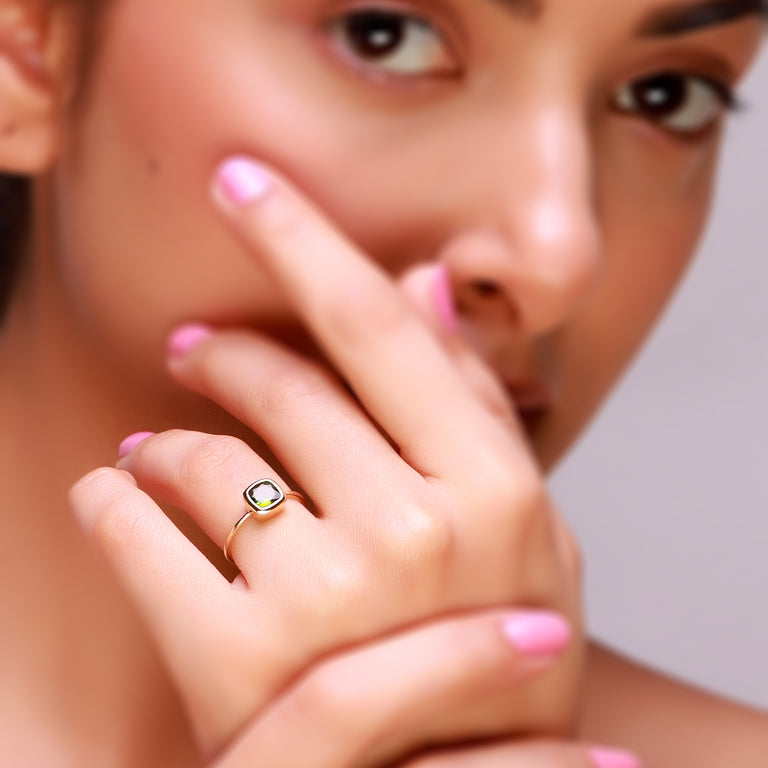 Unikate Ring mit Grünturmalin 18k Gold
